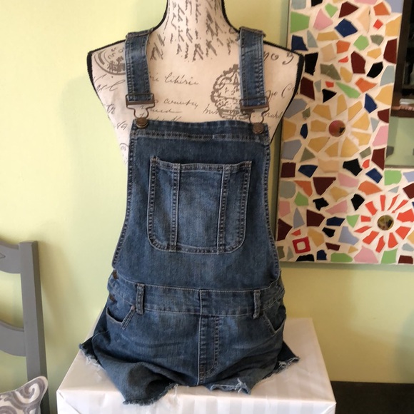 Denim Overall Shorts - Picture 2 of 11